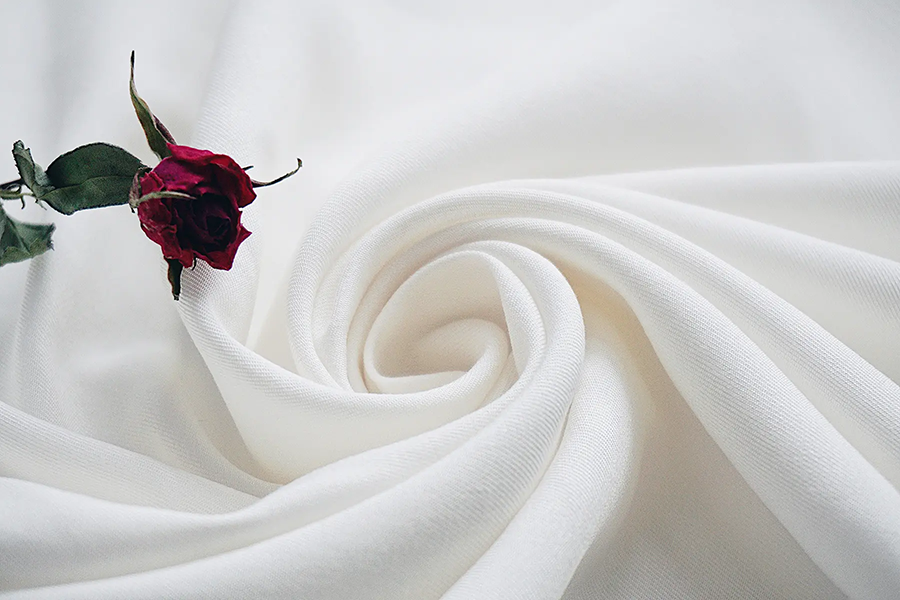 Påføring av PUR Hot Melt Adhesive: Tekstil